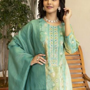 Women Ethnic Motifs Embroidered Regular Zardozi Kurta with Trousers & With Dupatta